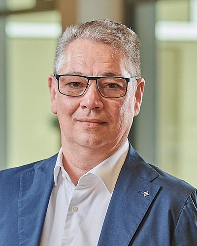 alexander-schroeder-management-ipro