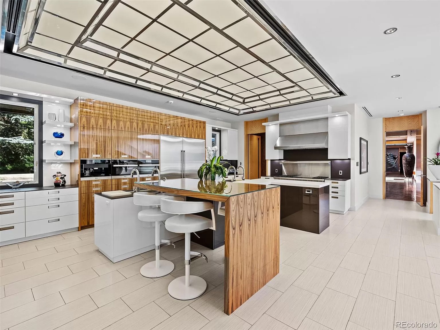 CHERRY HILLS_RESIDENCE_KITCHEN 01