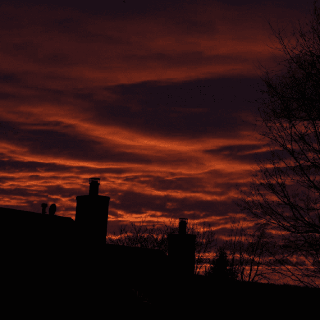 **UNTITLED PHOTO 2024:** An unedited photo that I took of the sky during sunset.