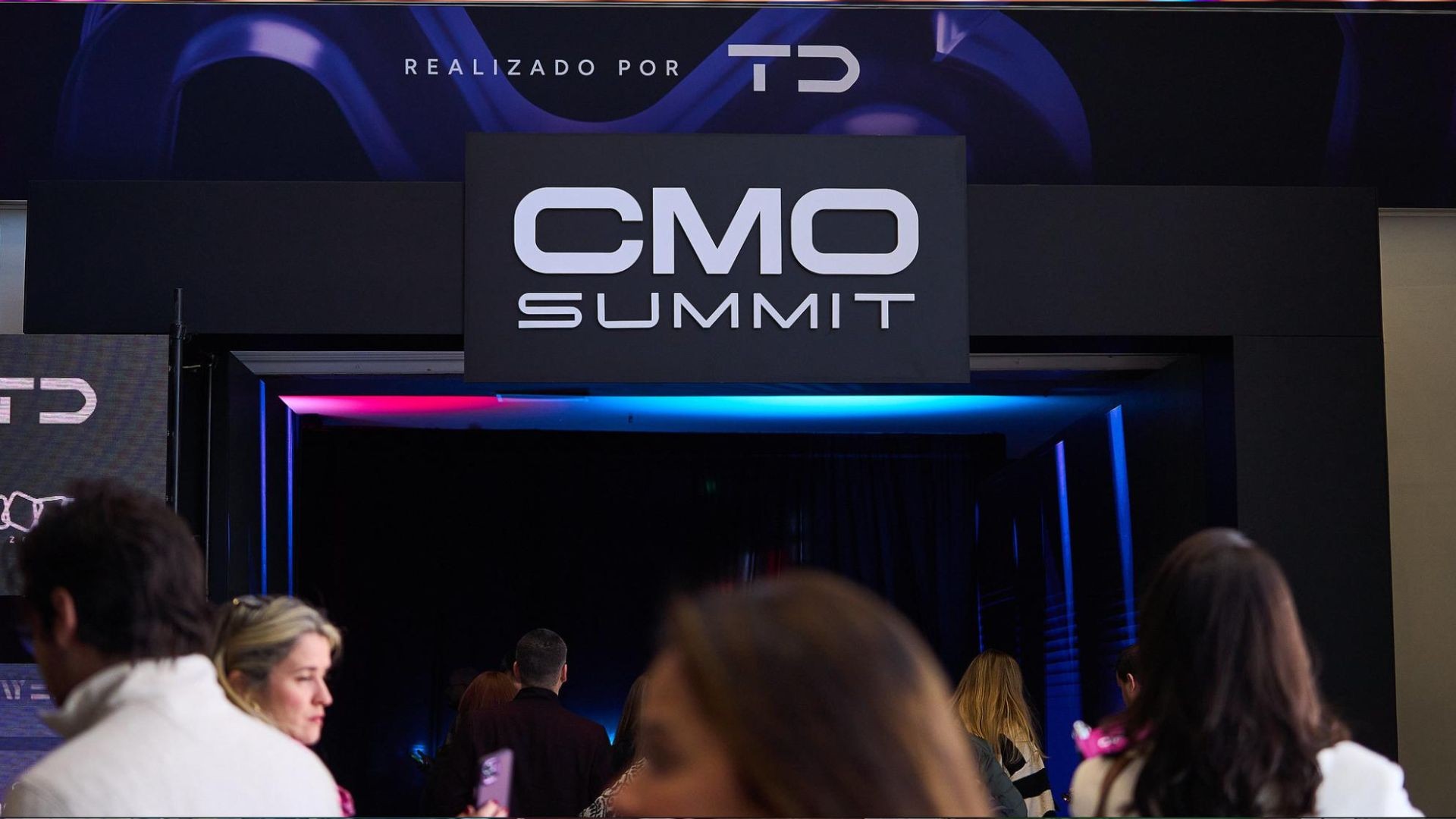 O que CMOs buscam em eventos hoje e como o CMO Summit responde a essa demanda
