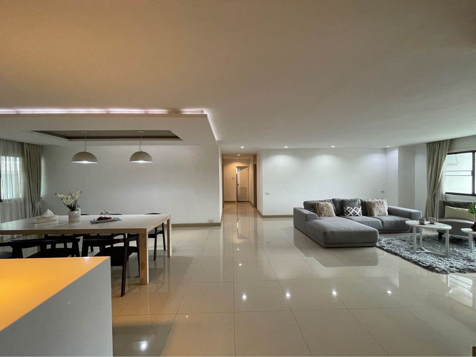 3 Bedroom Pet-Friendly Residence Thong Lo 1