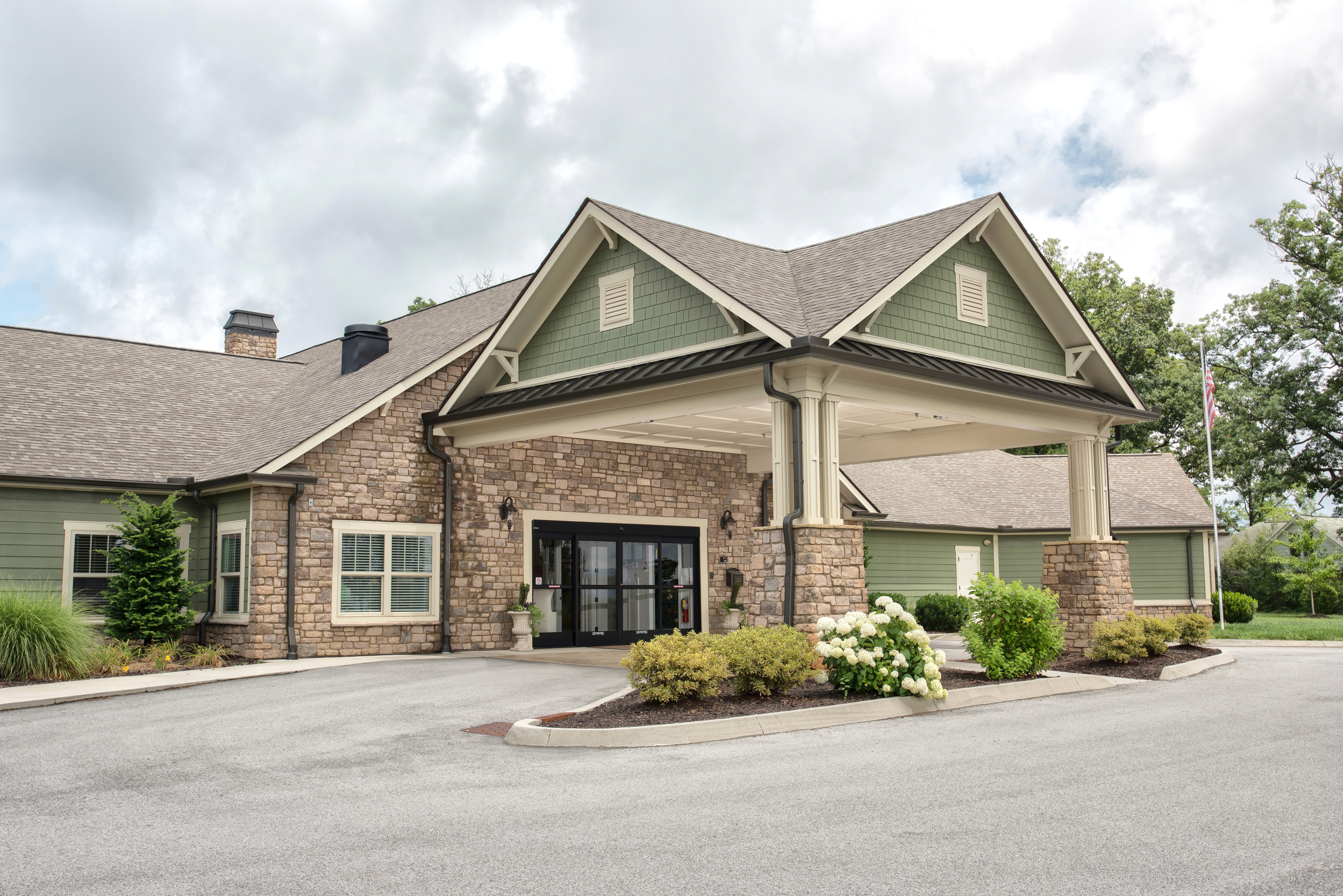 Spring Arbor Clover Hill - DKLEVY