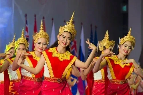Traditional Lao dance performance