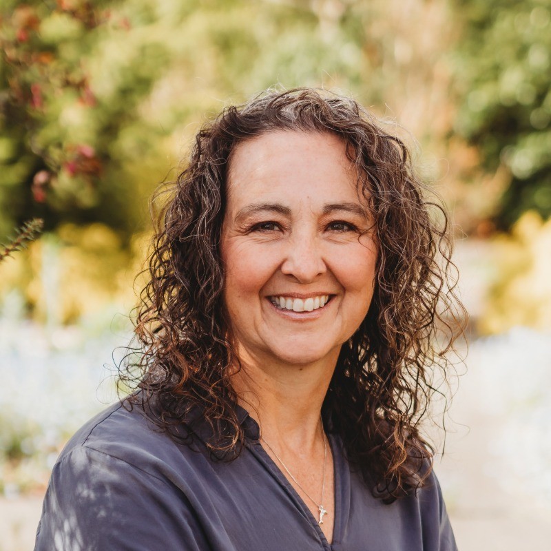 Sarah Hamilton headshot