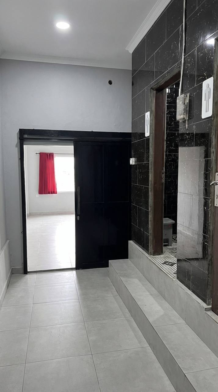 200 m² commercial space for lease on the main road of Canggu Batu Bolong