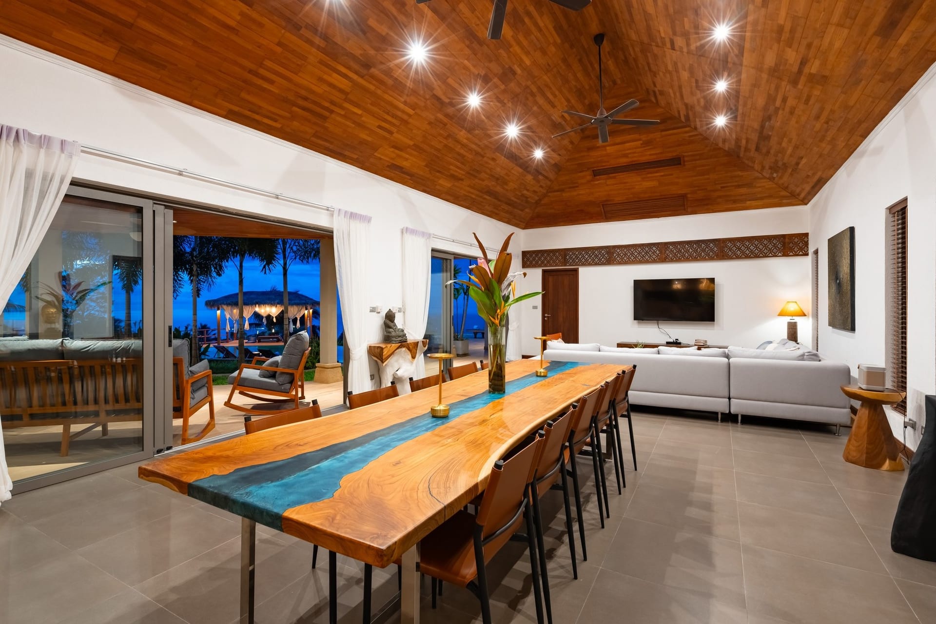 5-Bed Sea Villa in Bang Por, Koh Samui – photo 13 of 19 (SPP162)