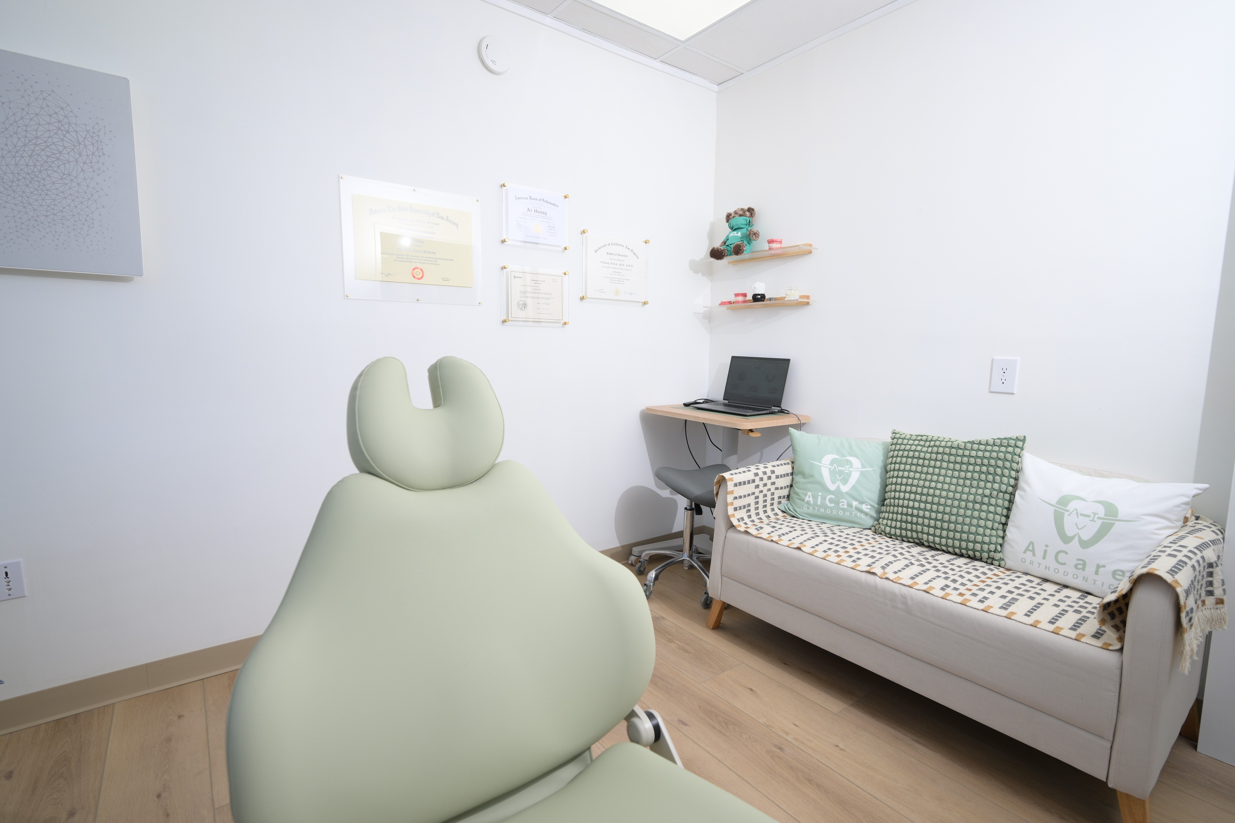 AiCare Orthodontics in Fountain Valley and Irvine