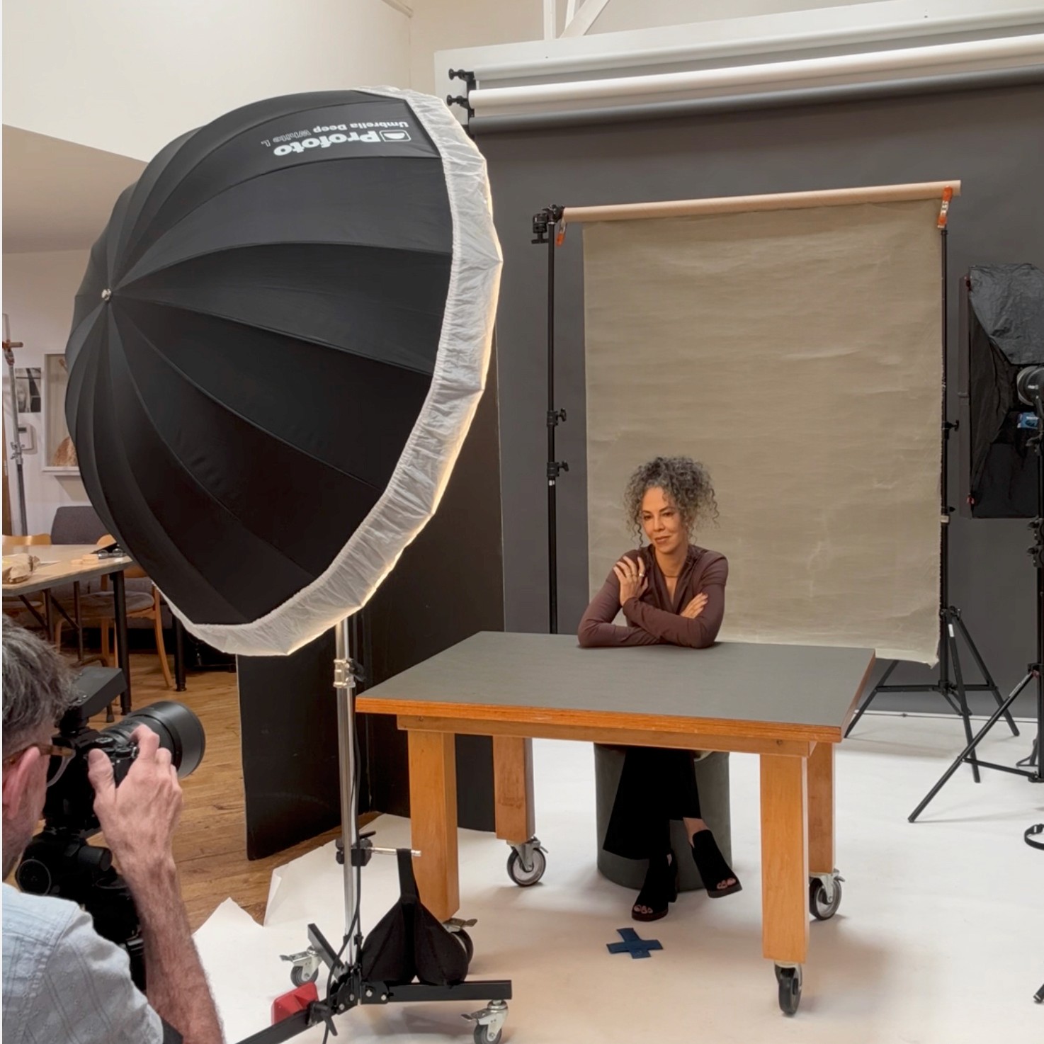 a black female model