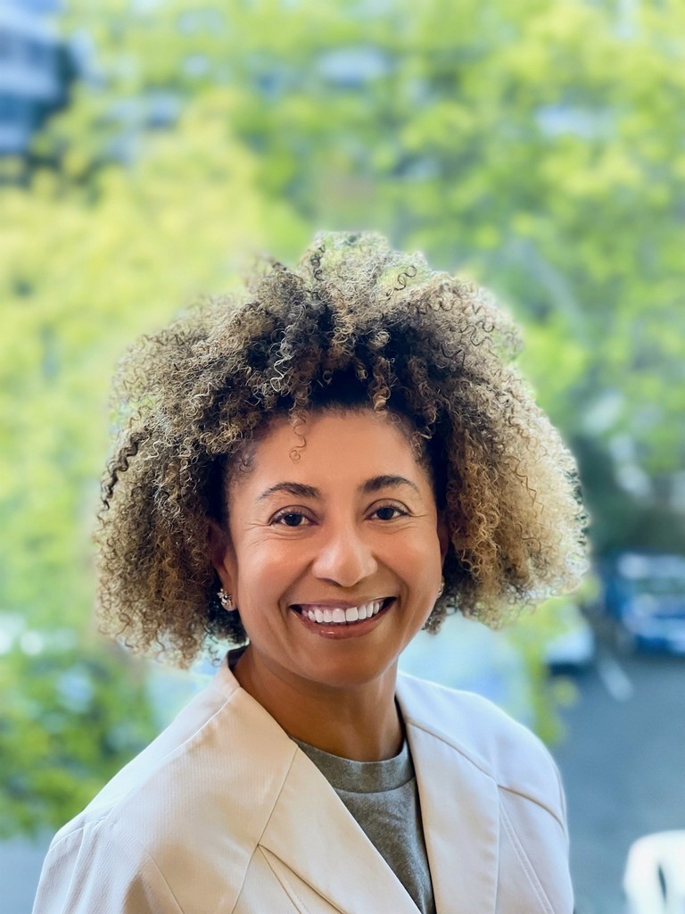 Betsy Mosquera, DDS