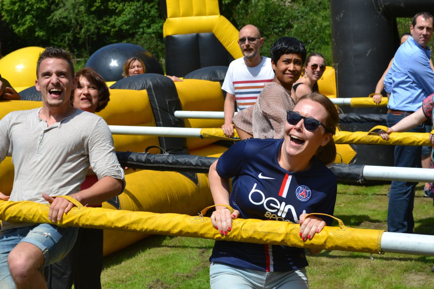 baby foot géant the place to bee