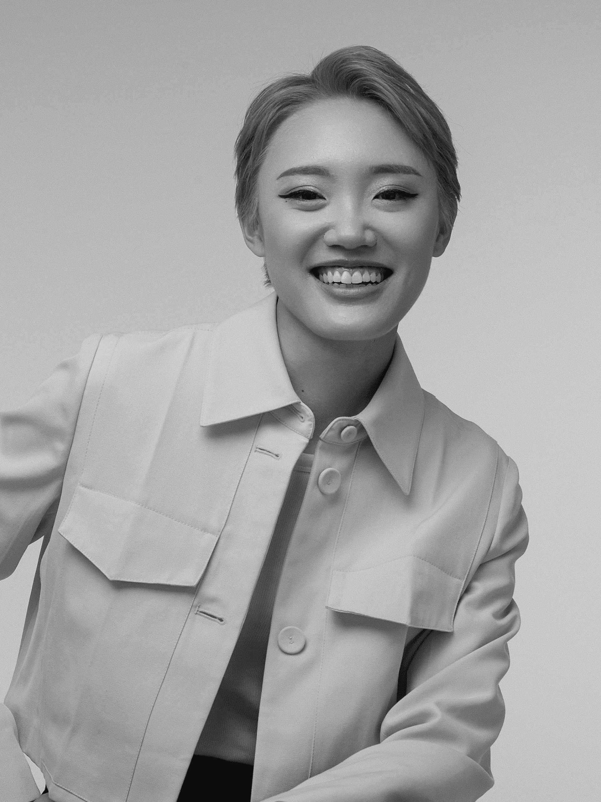 Yanjin Li