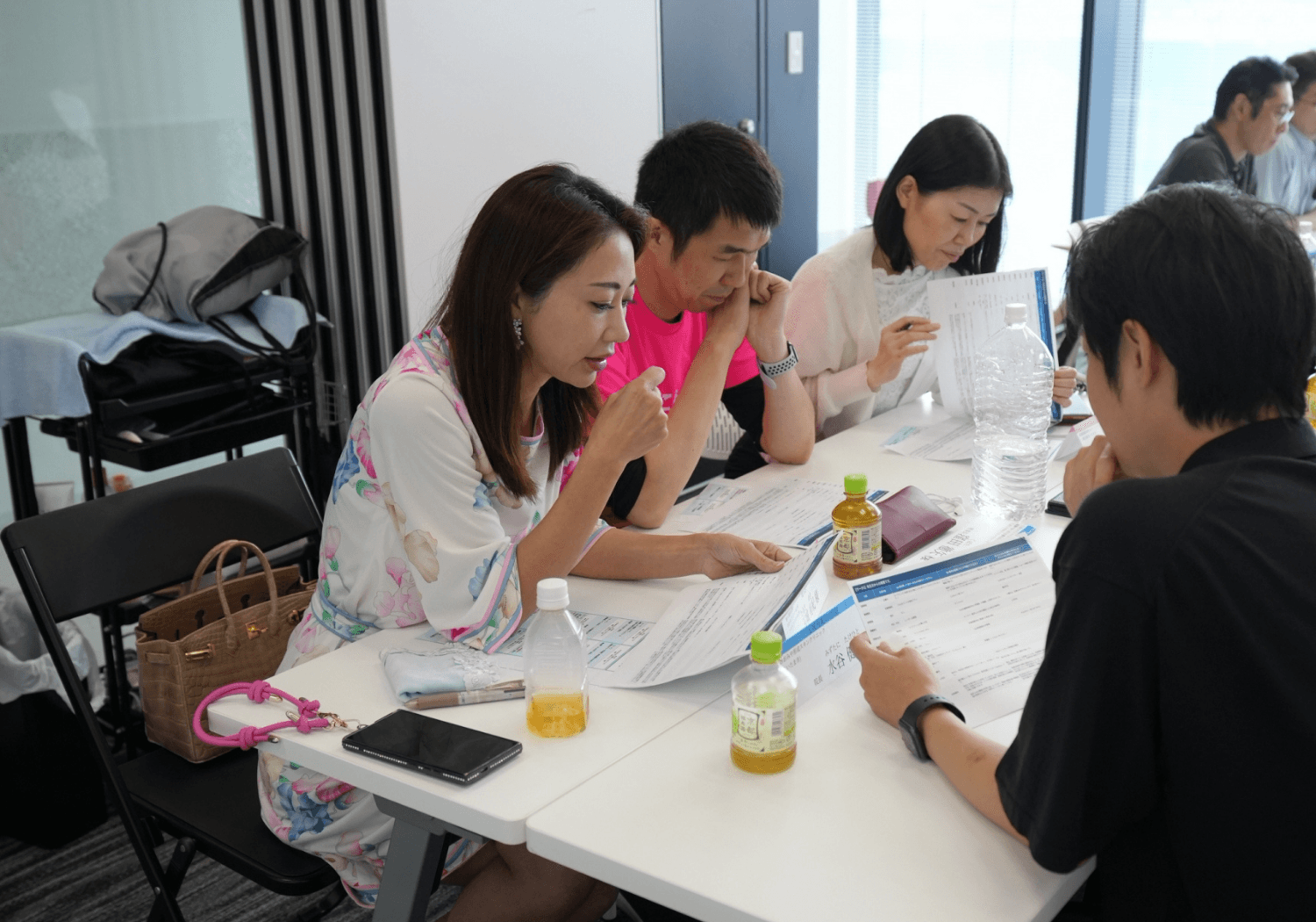 開業医向けセミナーで資料の説明をする玉城有紀先生