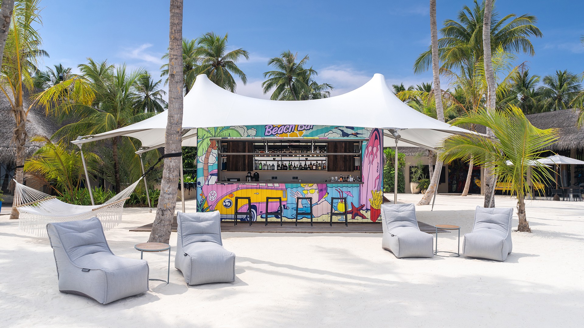 Velaa Unveils An All New Beach Bar