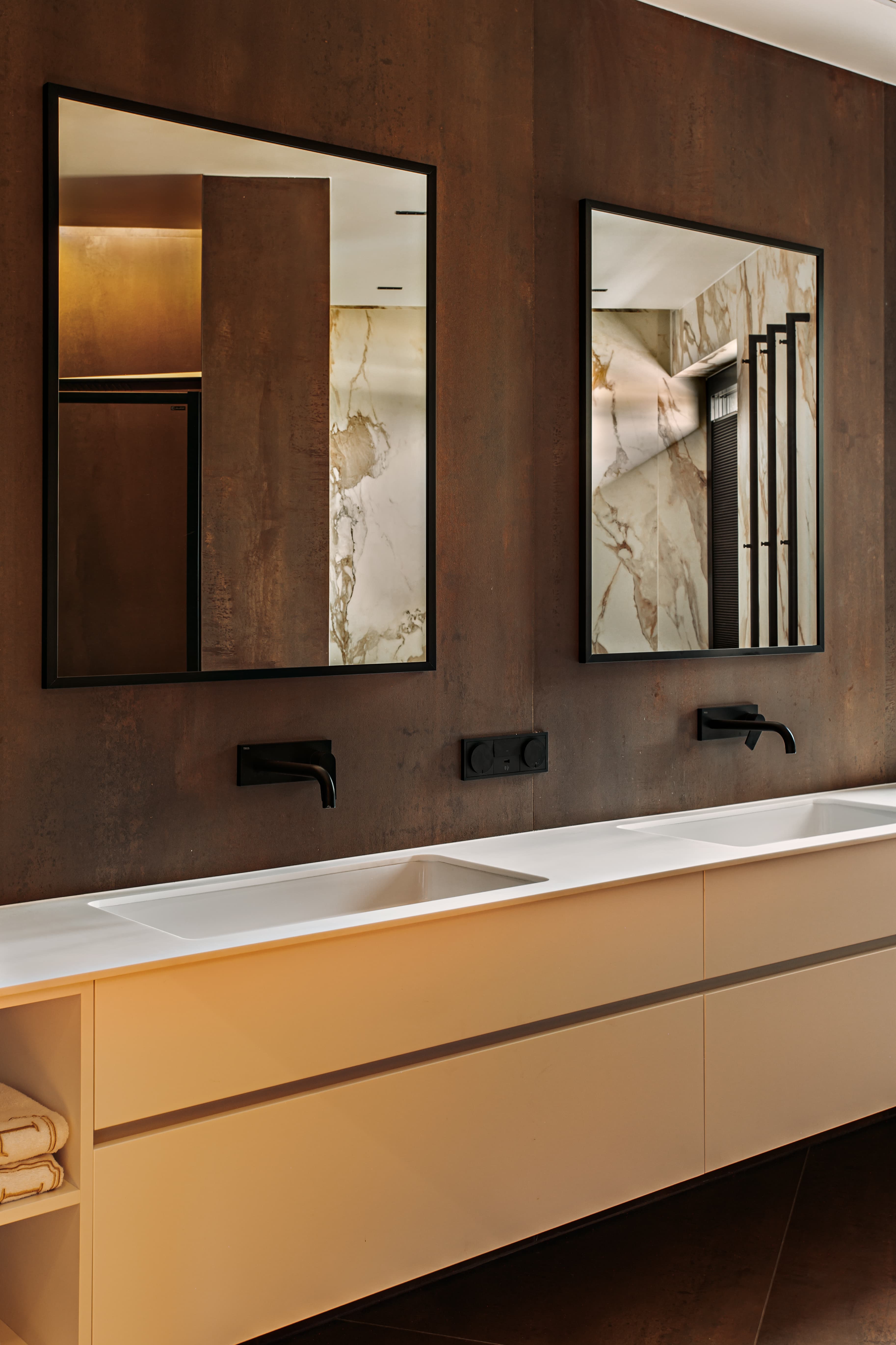 corten design bathroom