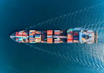 Seguro de transporte de mercancías terrestre y marítimo. Blindaje de la carga para empresas importadoras y exportadoras murcianas frente a robos, daños o avería gruesa.