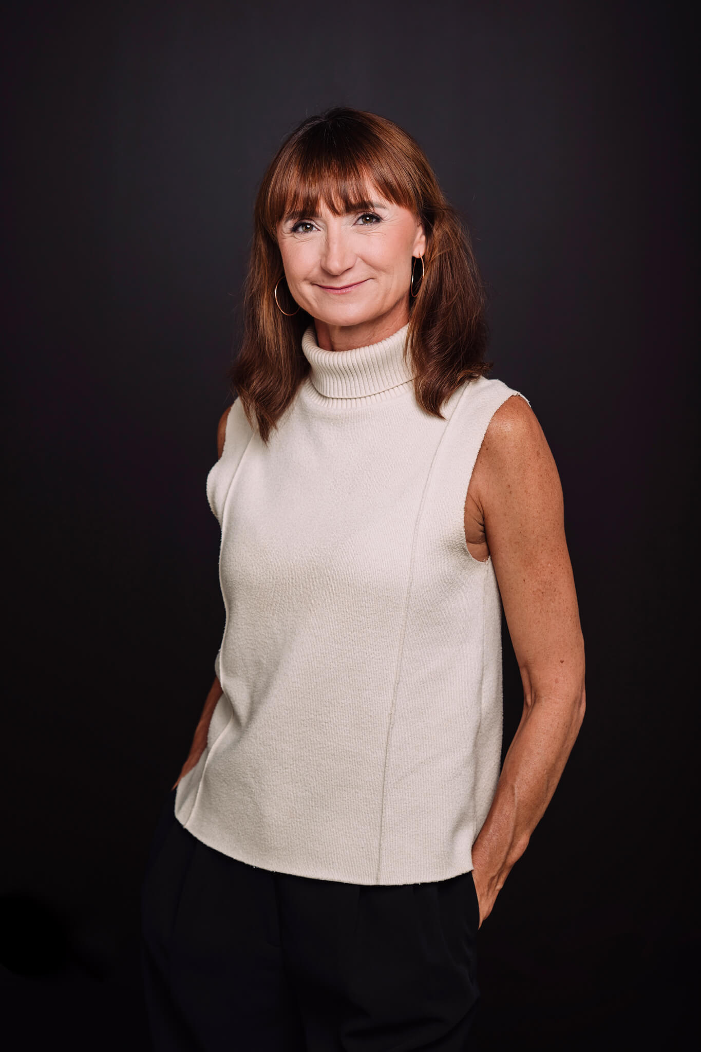 Marika Raiski loob juhile partnerluse ja turvalise ruumi, kus saada selgust ja arendada teadlikku tegutsemist.