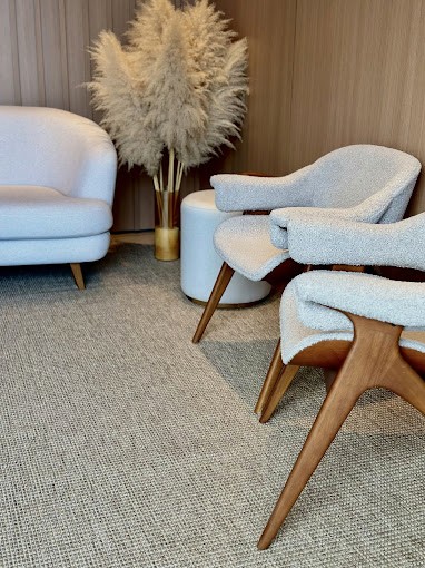 Homem usando o computador