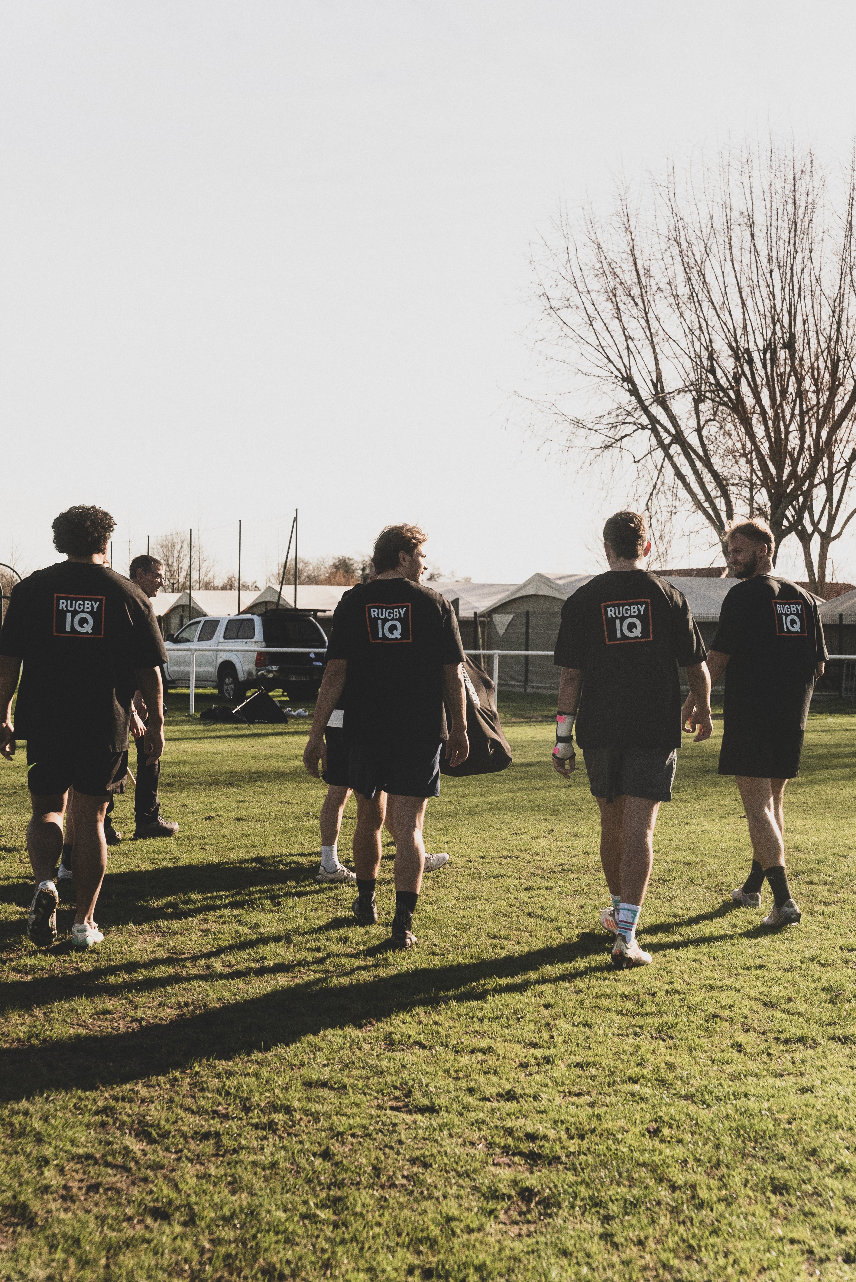 Dynamic picture of a cyclist riding downhill