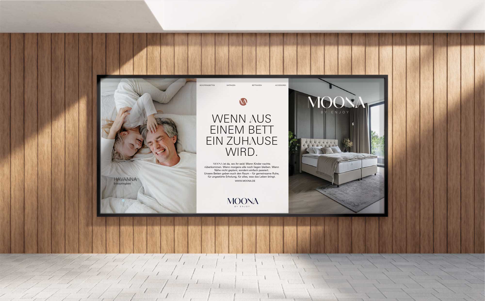 MOONA Außenwerbung – stilvolle Inszenierung im urbanen Raum mit emotionalem Markenzitat