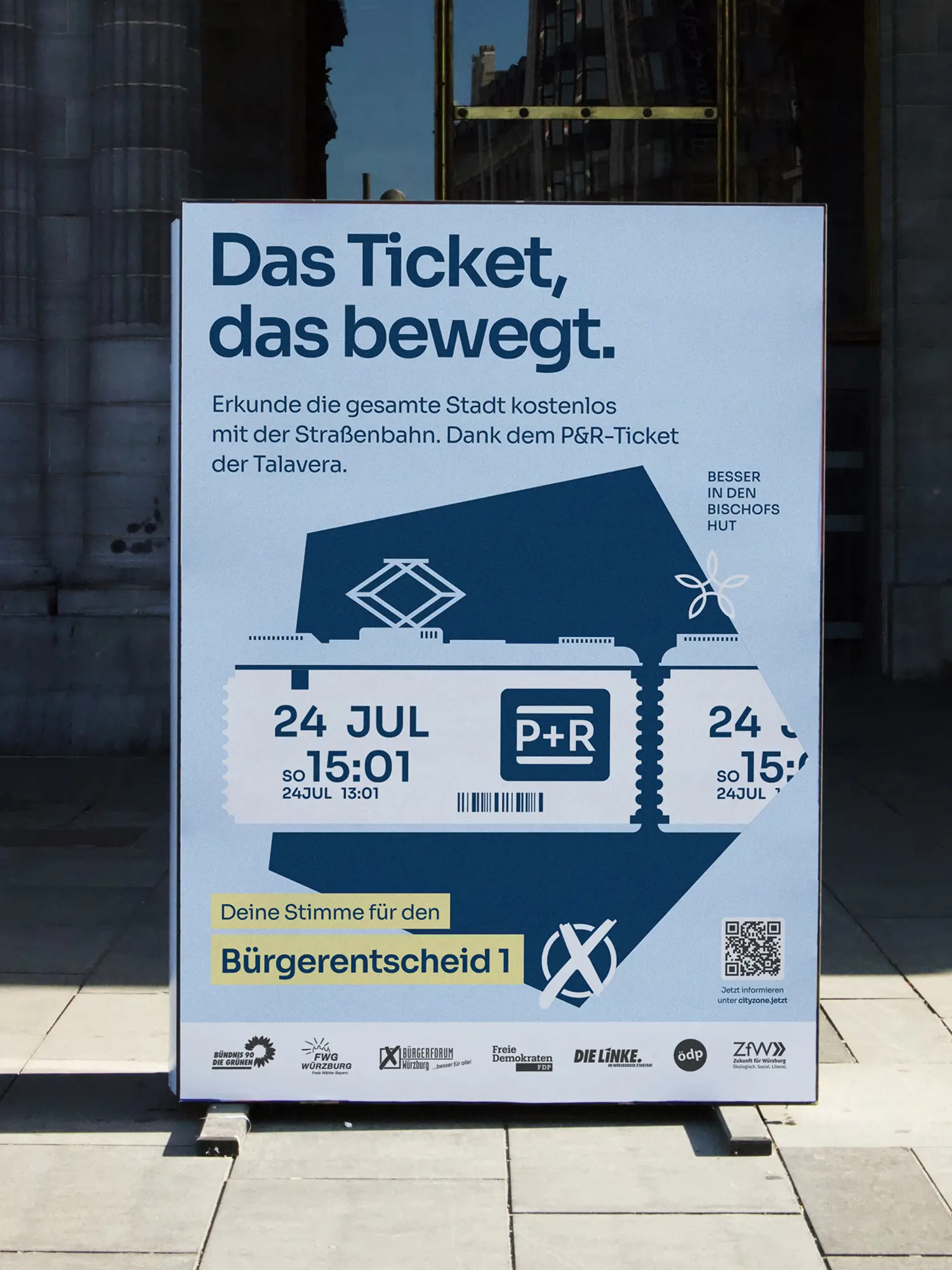 Plakat „Das Ticket, das bewegt“ mit P+R-Ticket-Motiv und Aufruf zur Stimme für den Bürgerentscheid 1.