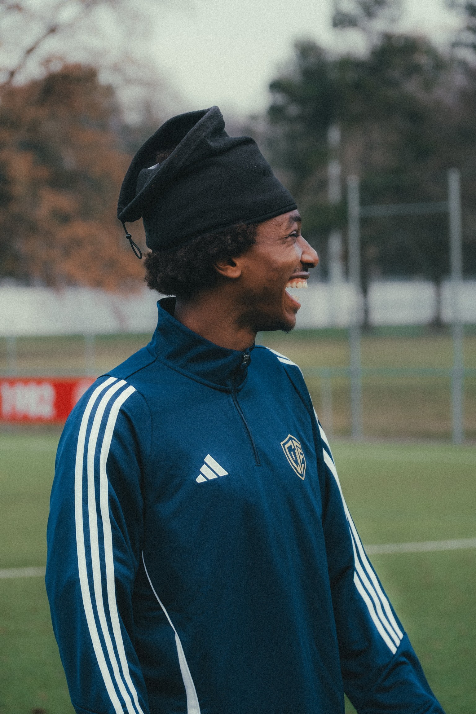 Man doing shoulder workout in the gym