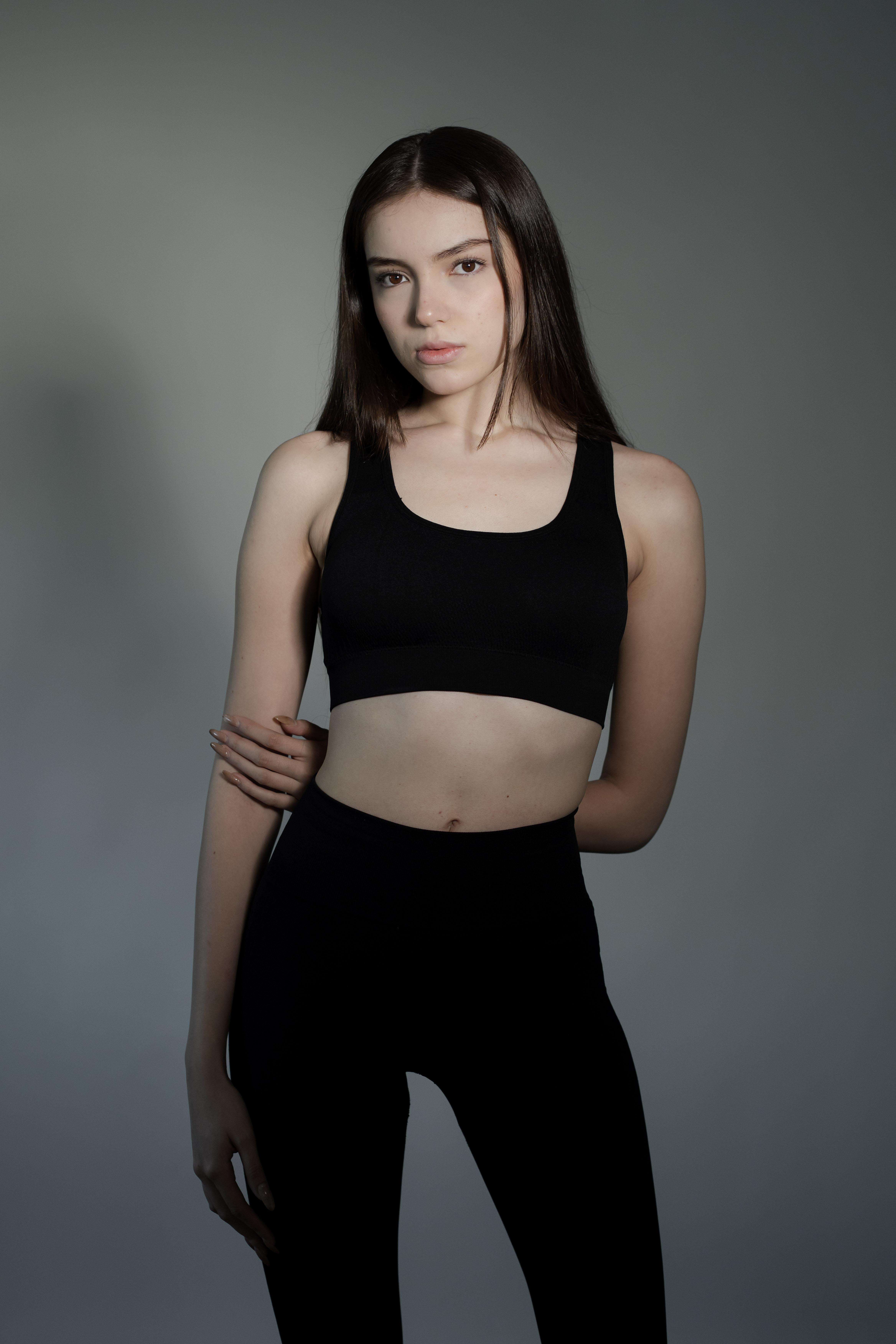 Miranda Castro — 12