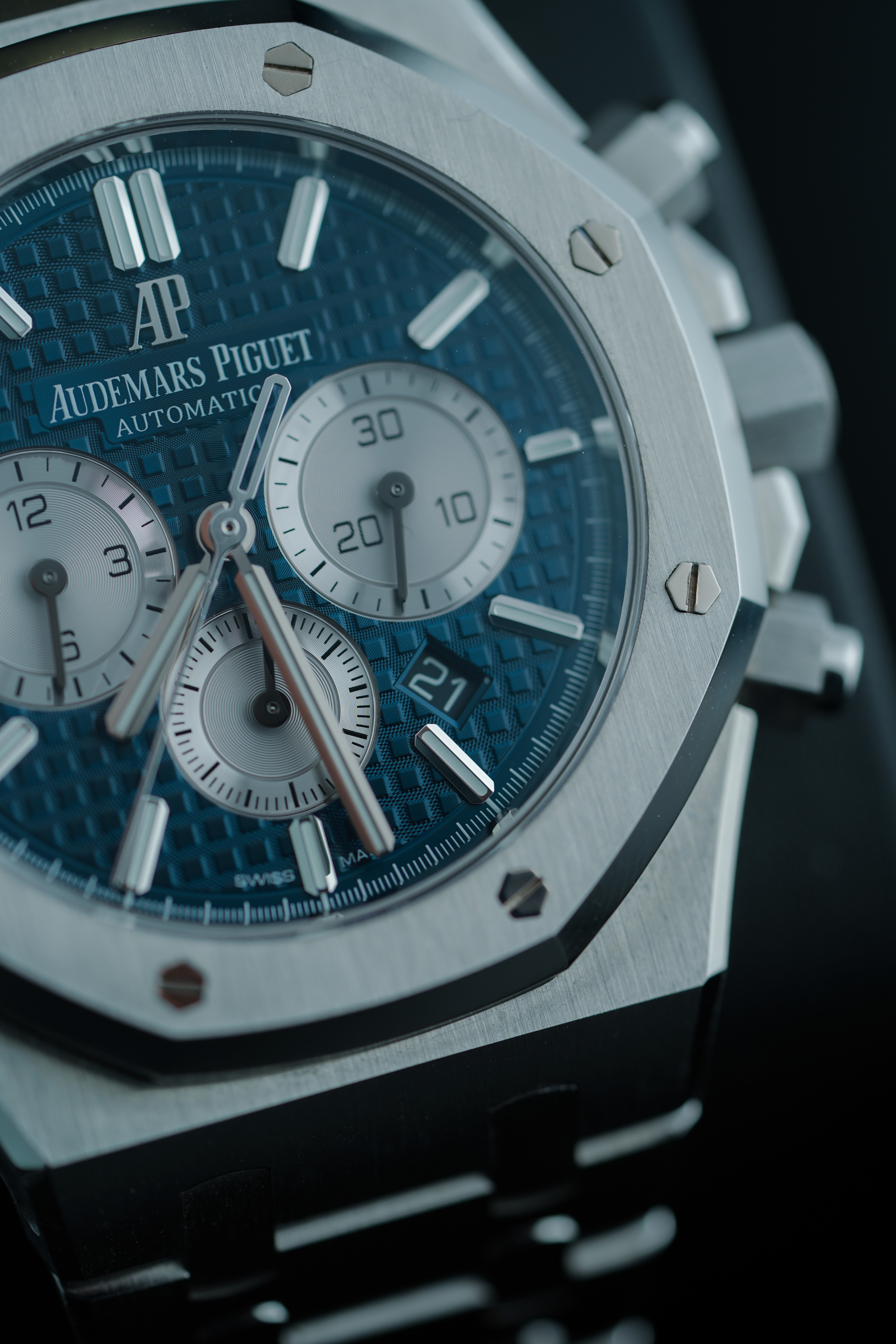 Buy Audemars Piguet Royal Oak Chronograph Blue — photo 5