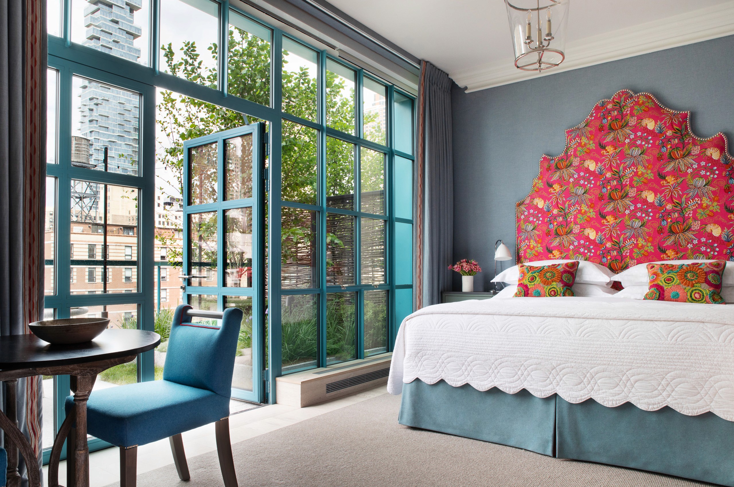 Junior Terrace Suite · King · Separate Sitting Area · Lower Manhattan Views