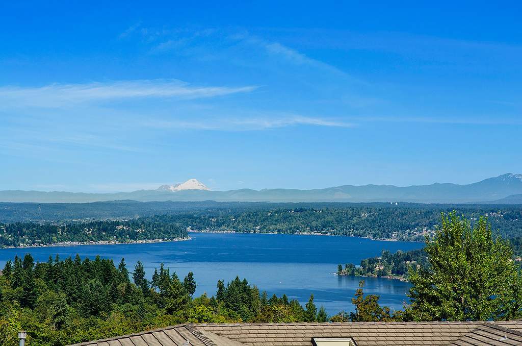 Skyline image of Lakemont Bellevue