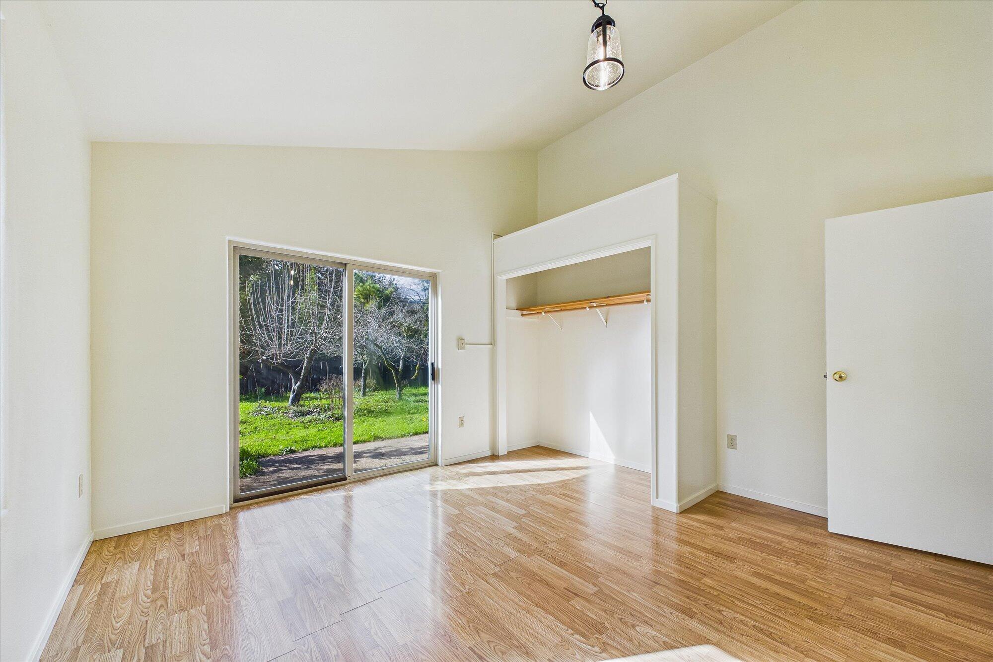 Thumbnail 23