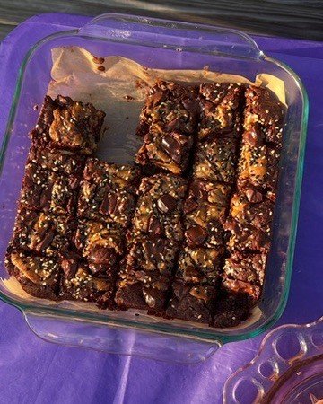 Miso tahnini brownies