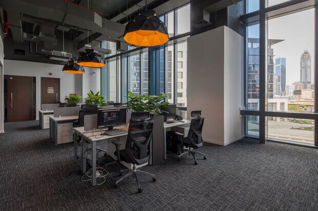 Modern serviced office facilities in Dubai with Grade-A furnishings