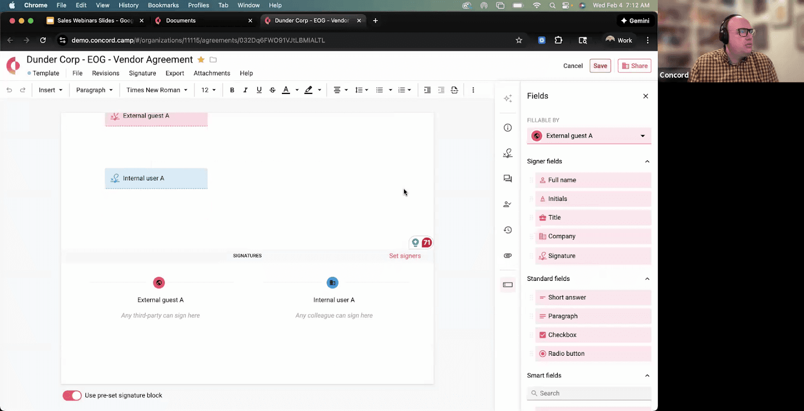 Adding fields to a contract template