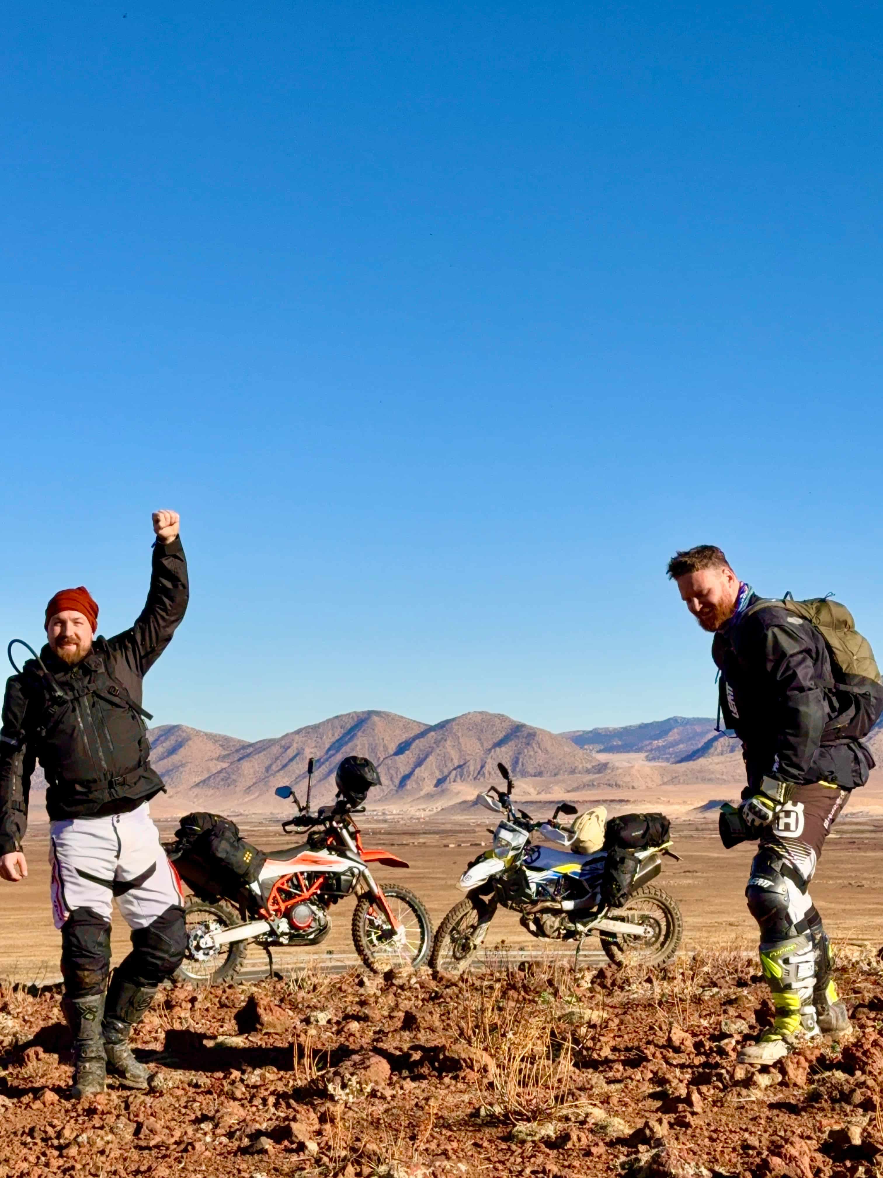 Всё включено: мотоцикл, вилла, еда и катание каждый день.