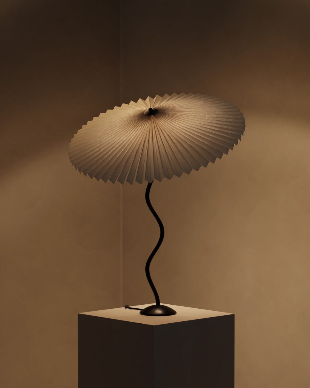 Oscar Piccolo, Lampada Cappello