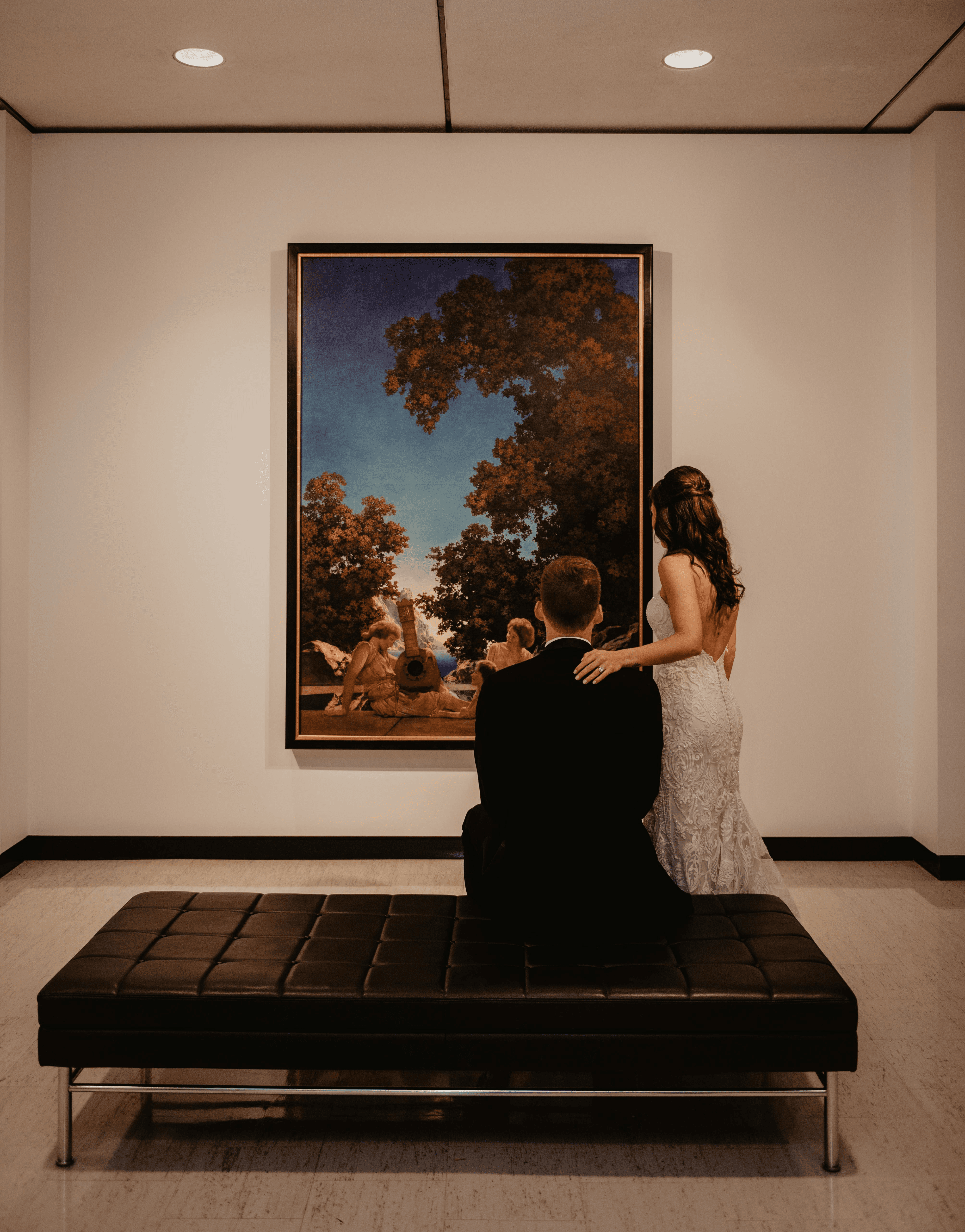 Photo by Emma Bauso from Pexels: https://www.pexels.com/photo/man-and-woman-facing-a-painting-2253869/