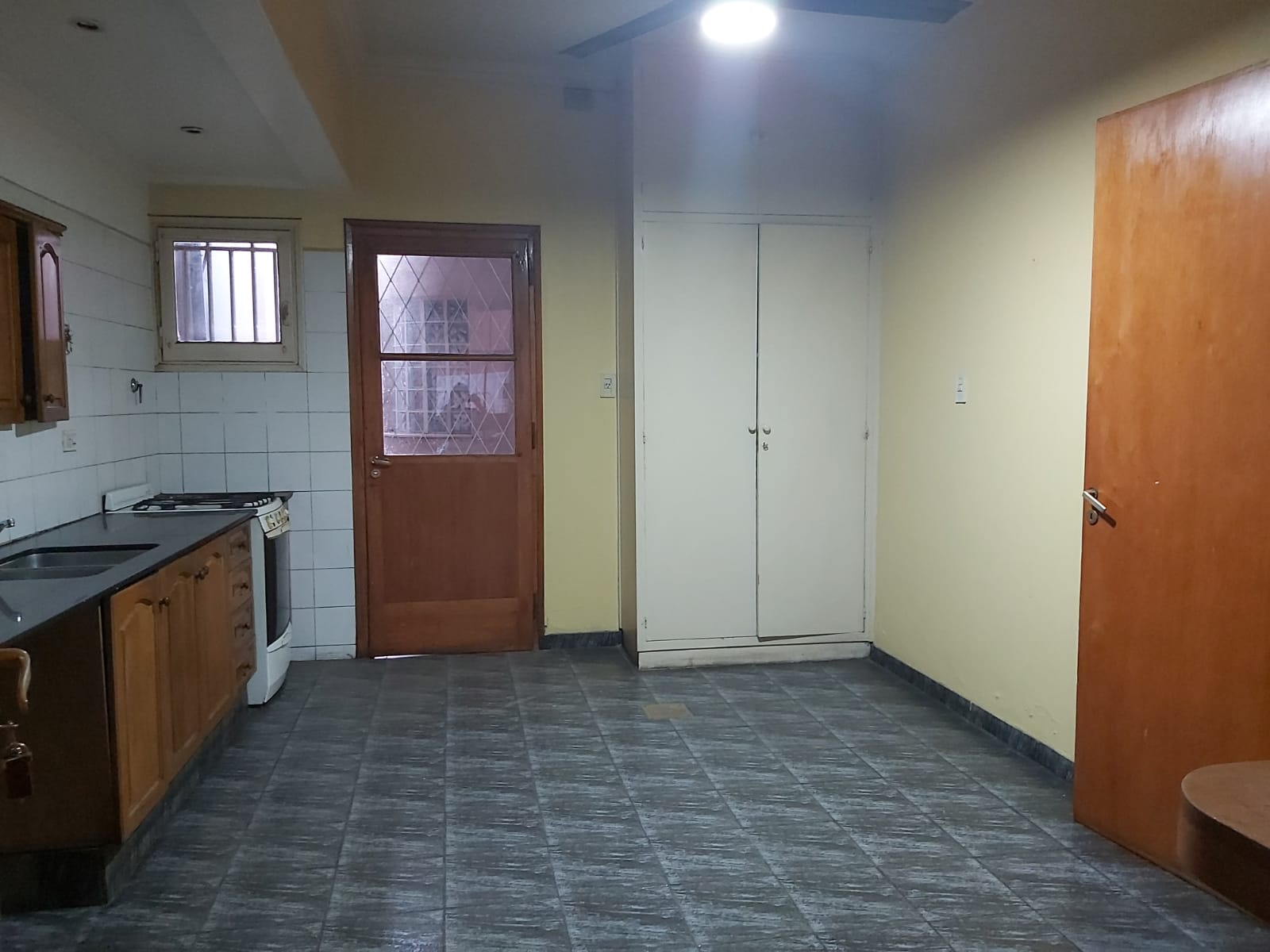 venta de casa de 2 pisos en el centro de la capital de san juan argentina