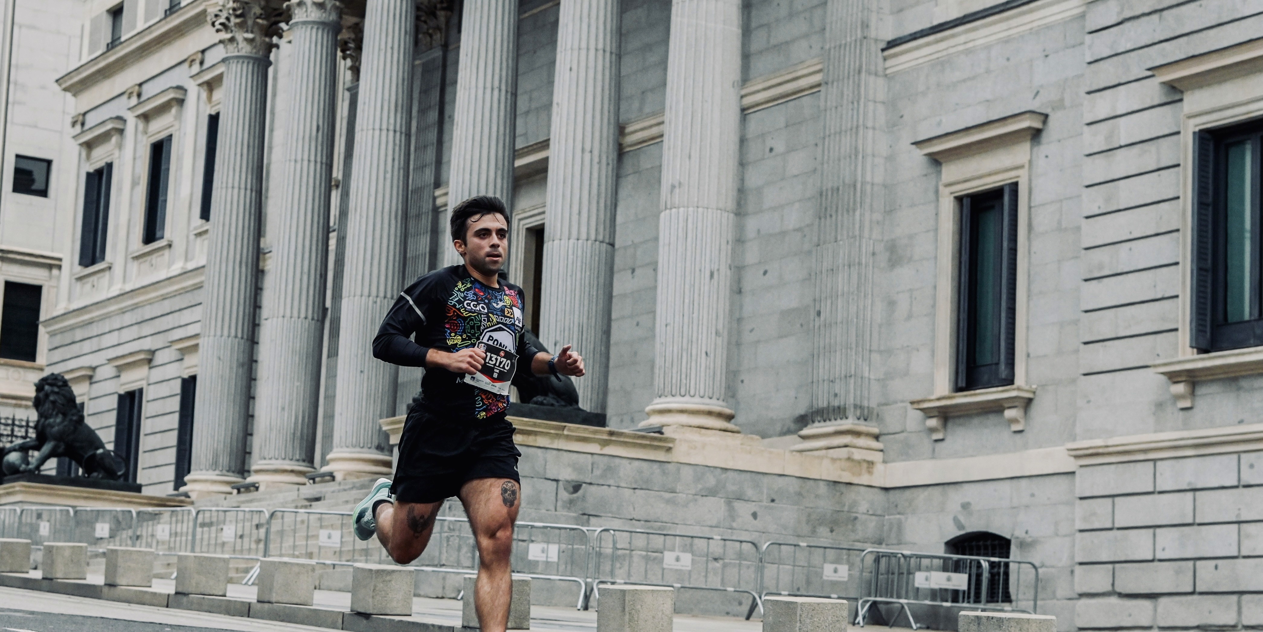 Coach explaining stuff to an athlete