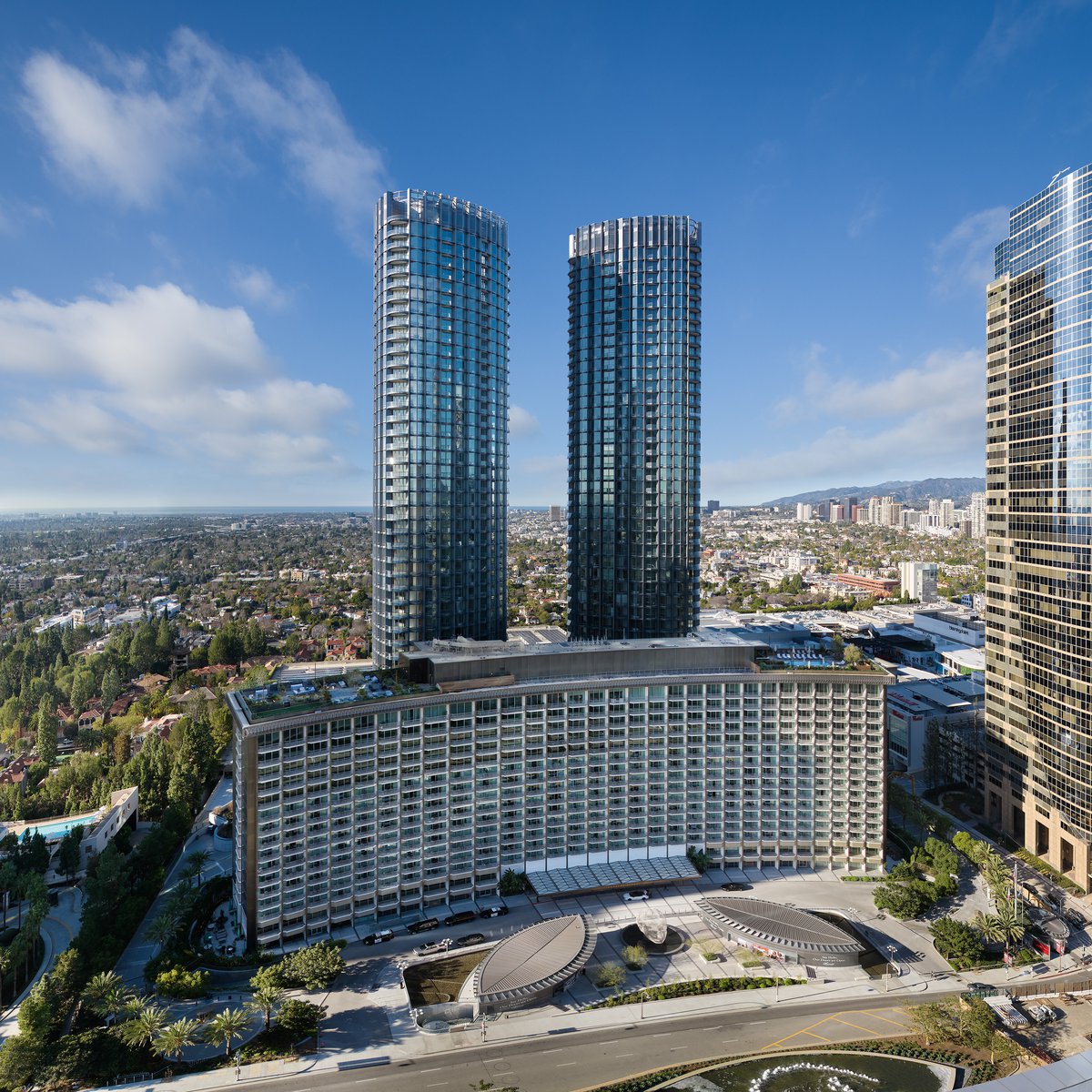 Fairmont Plaza
