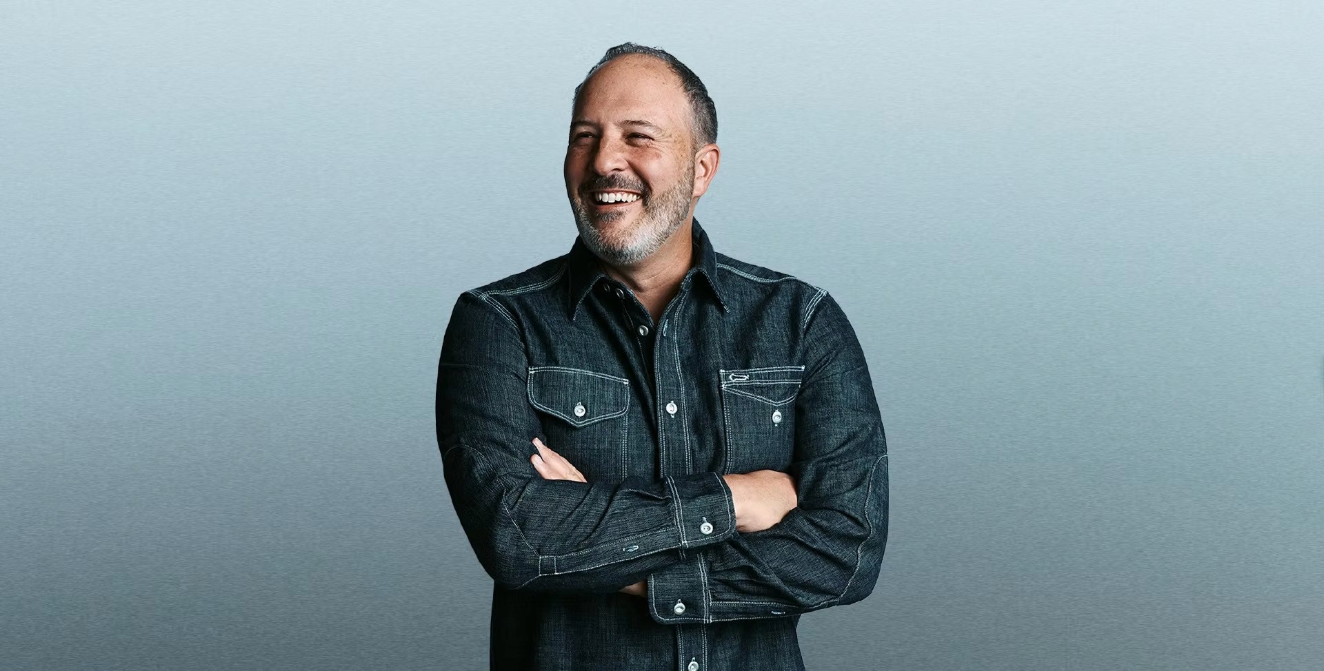 Dynamic picture of a cyclist riding downhill