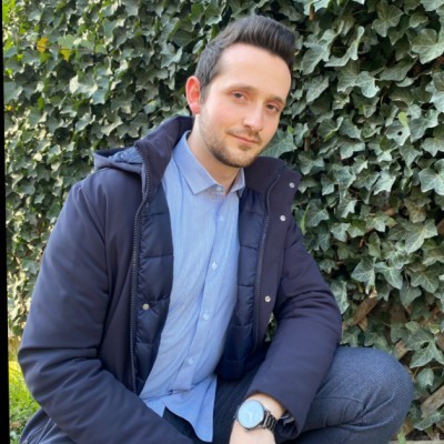 una foto de un vecino llamado ruben arce