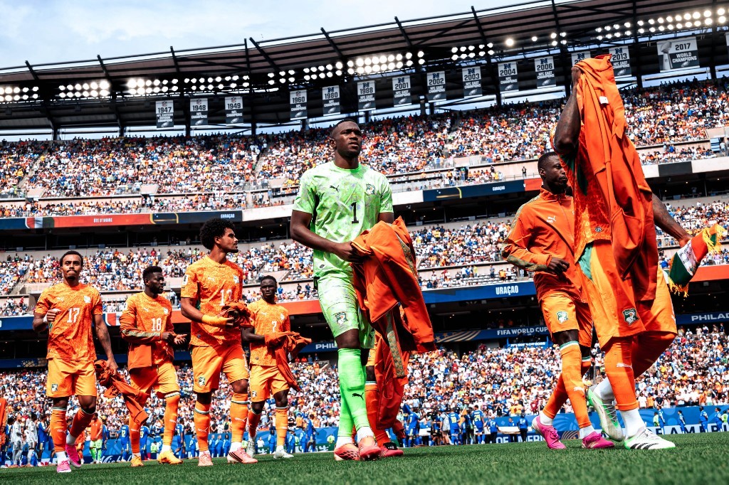 Ivory Coast players walk off the Philadelphia Stadium pitch after their 2026 World Cup Group E match against Curaçao