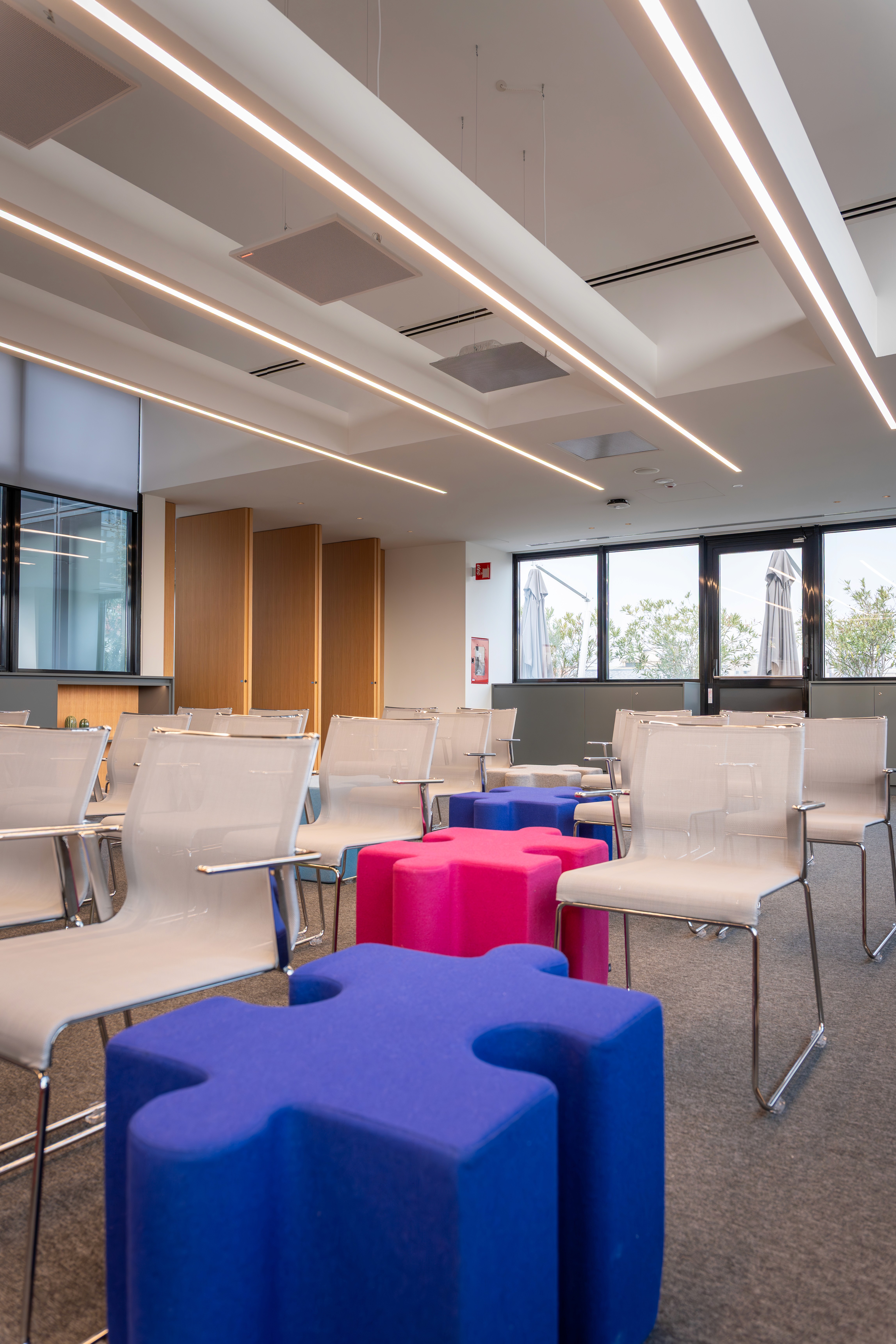 Robert Bosch s.p.a Milano - Fit out - Ristrutturazione - Meeting room 3