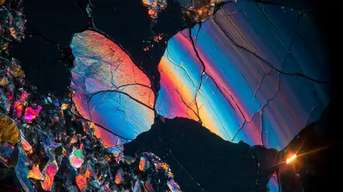 Polarized Minerals 12