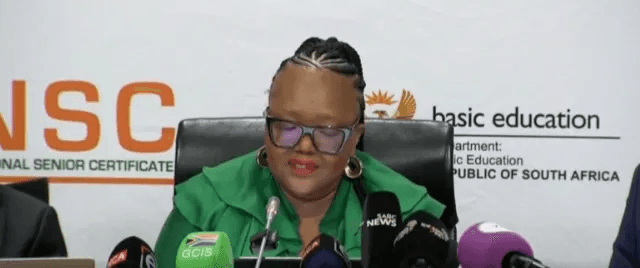 Photo:DBE official implicated in matric exam leak, NITT interim report finds – South African Daily