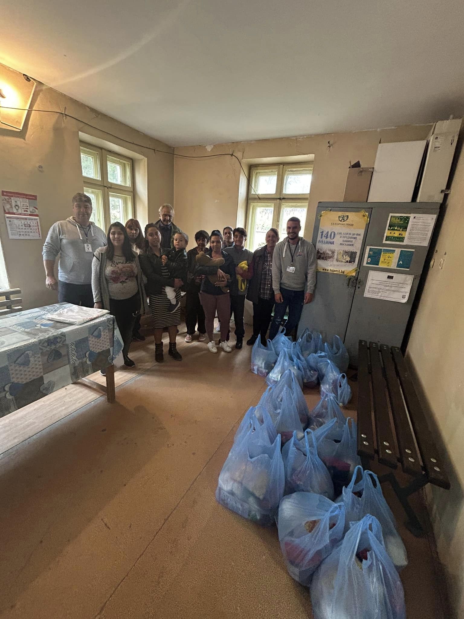 Подкрепа за 70 семейства в нужда от 7 български села 