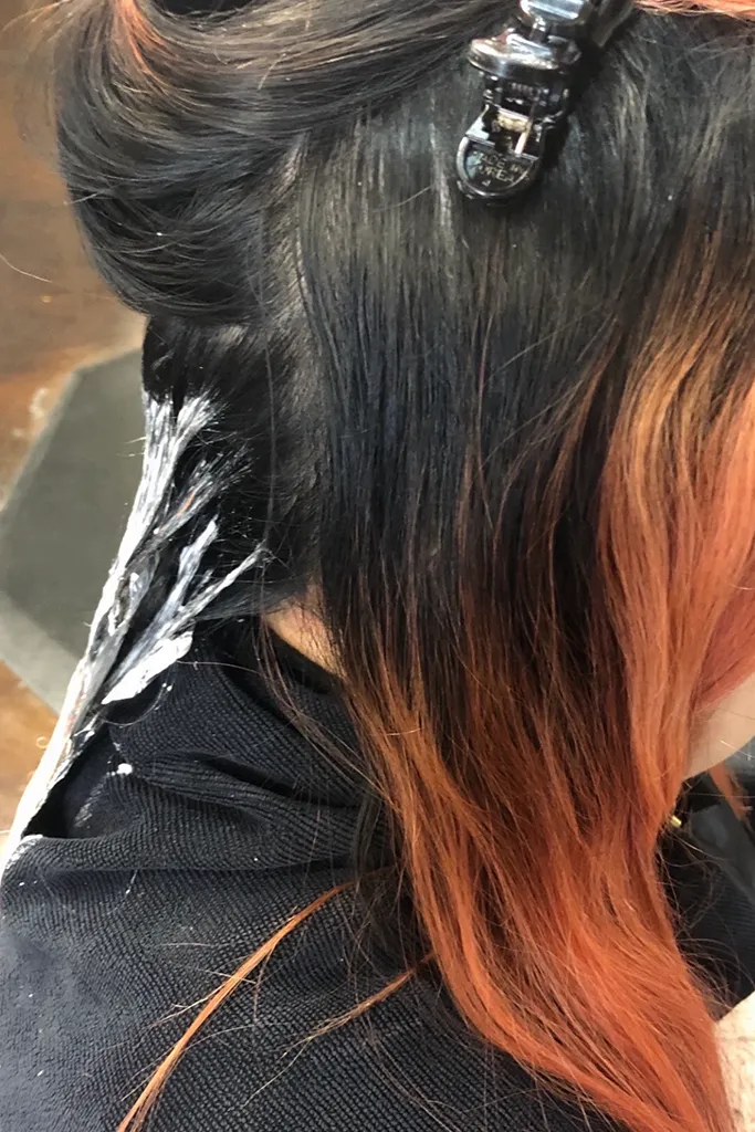 Blonde hair color transformation with dimensional highlights