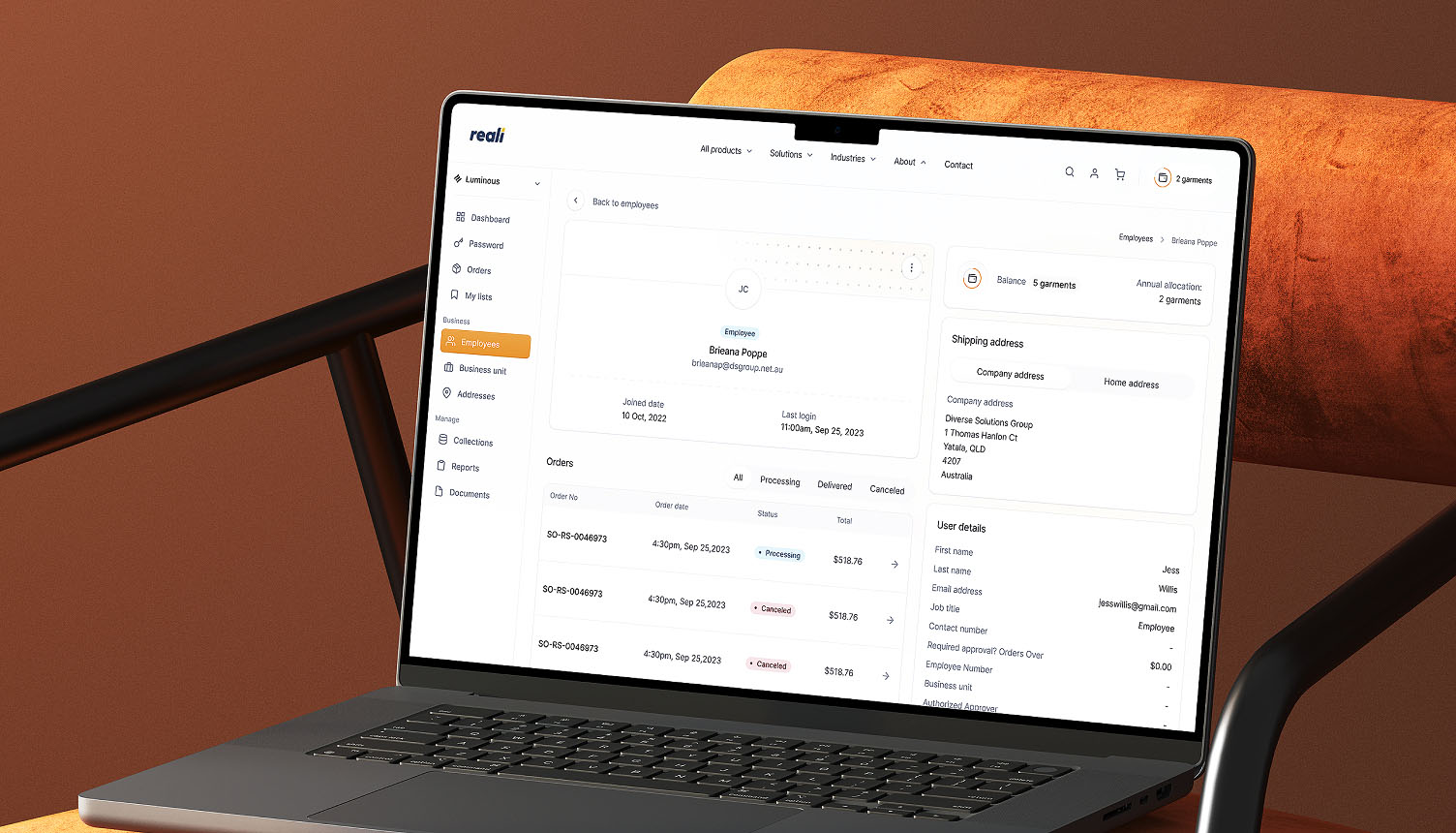 Reali / workwear customization with modern design