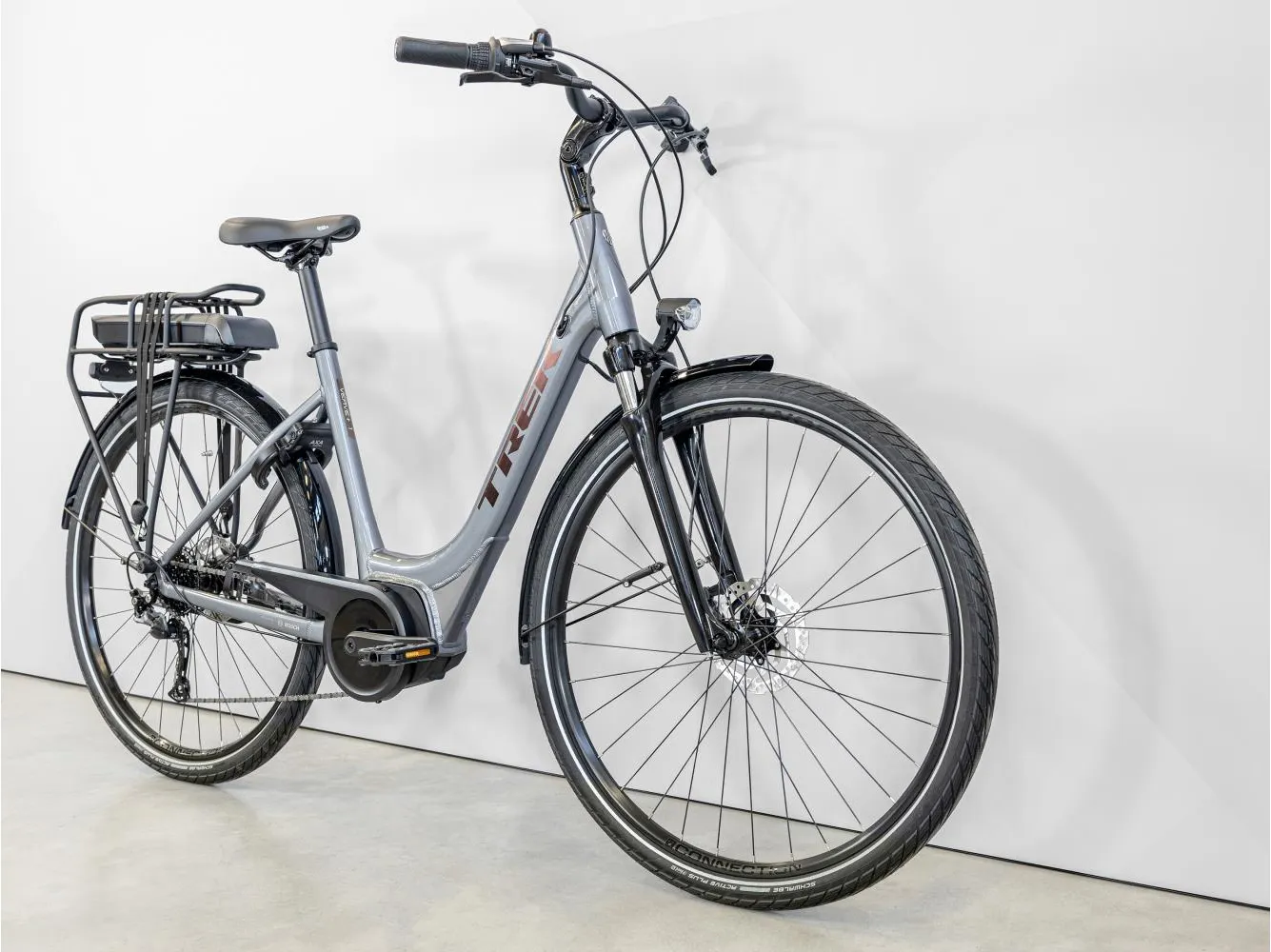 Trek Marlin+ 6  Dnister Black