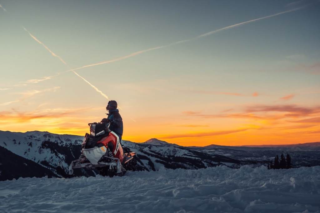 Snowmobile, Lapland